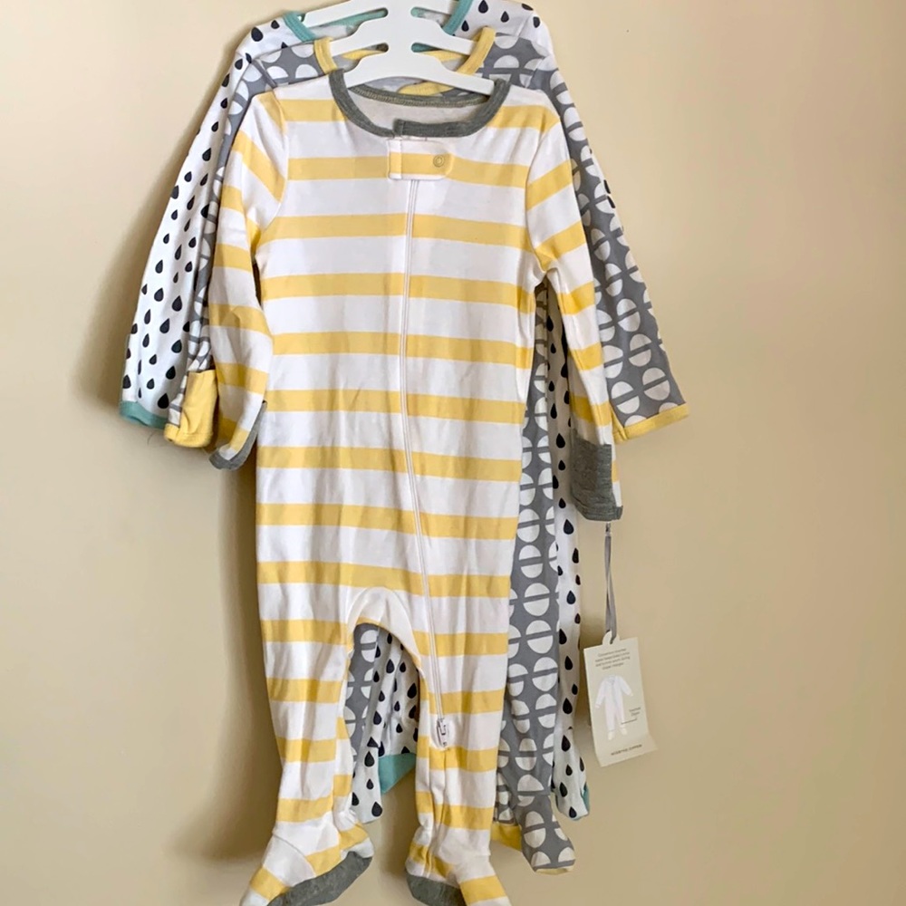 Cloud island Night Onsie